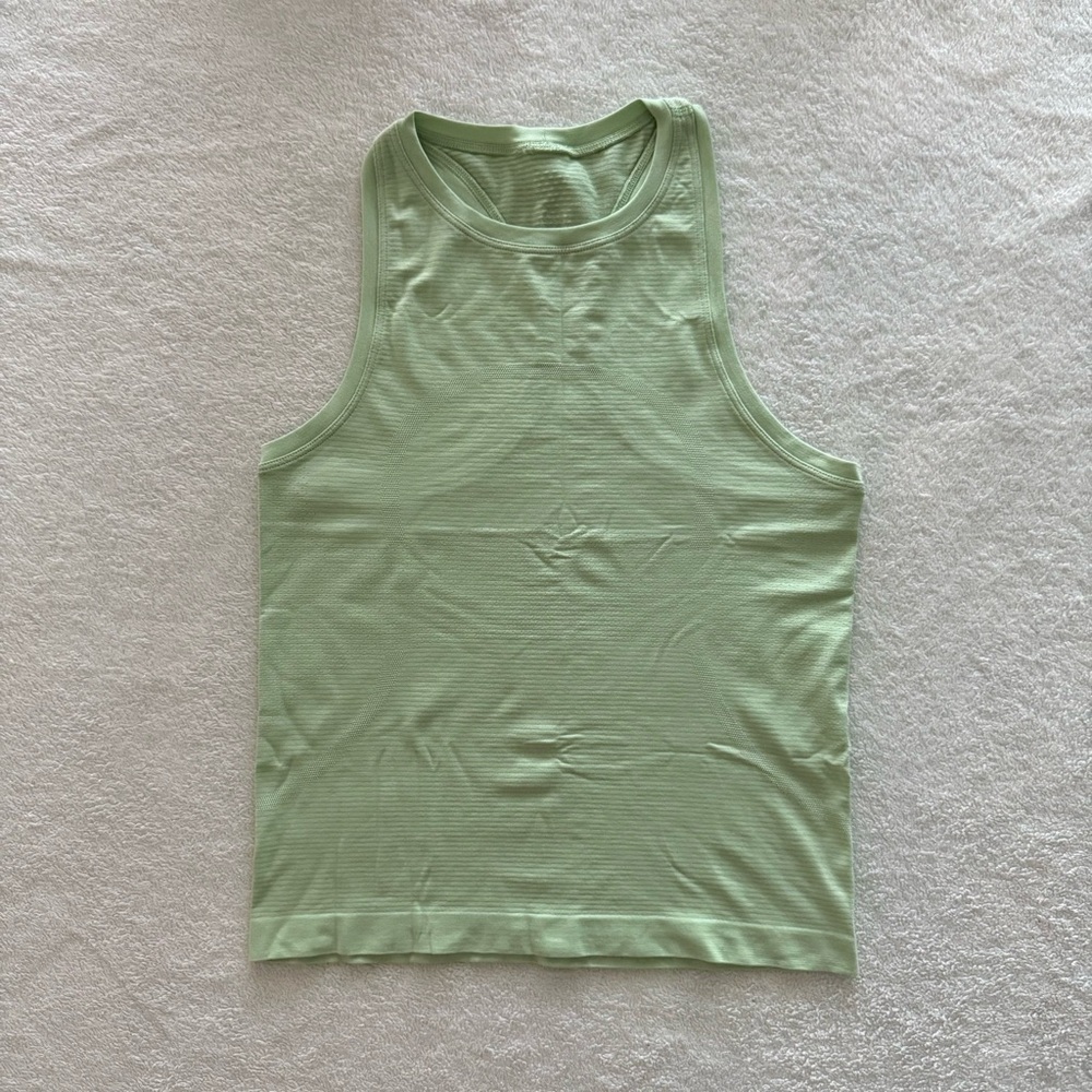 lululemon Swiftly Tech High-Neck Tank, Waist Length, Creamy Mint, Size 4